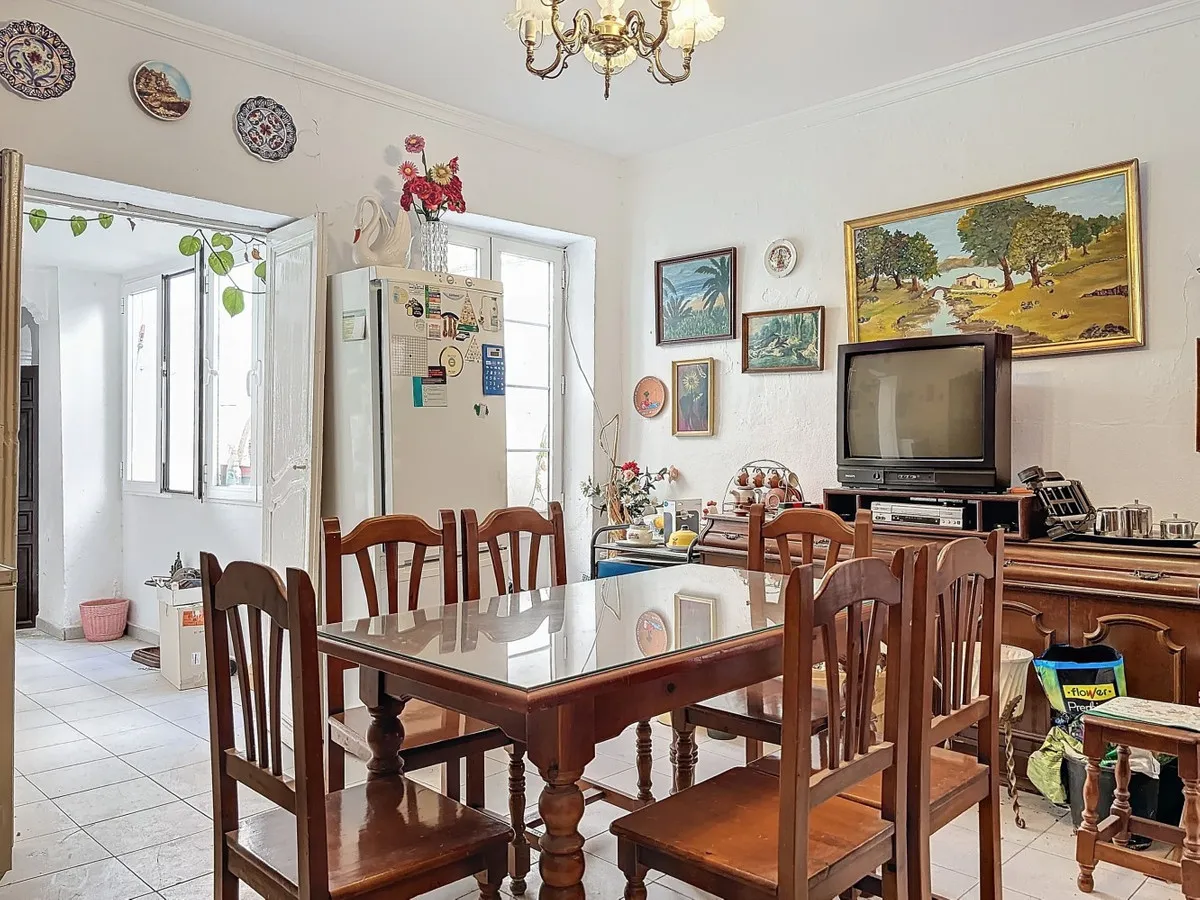 c72549b2-c84f-4859-afd9-dec405dd5dcd