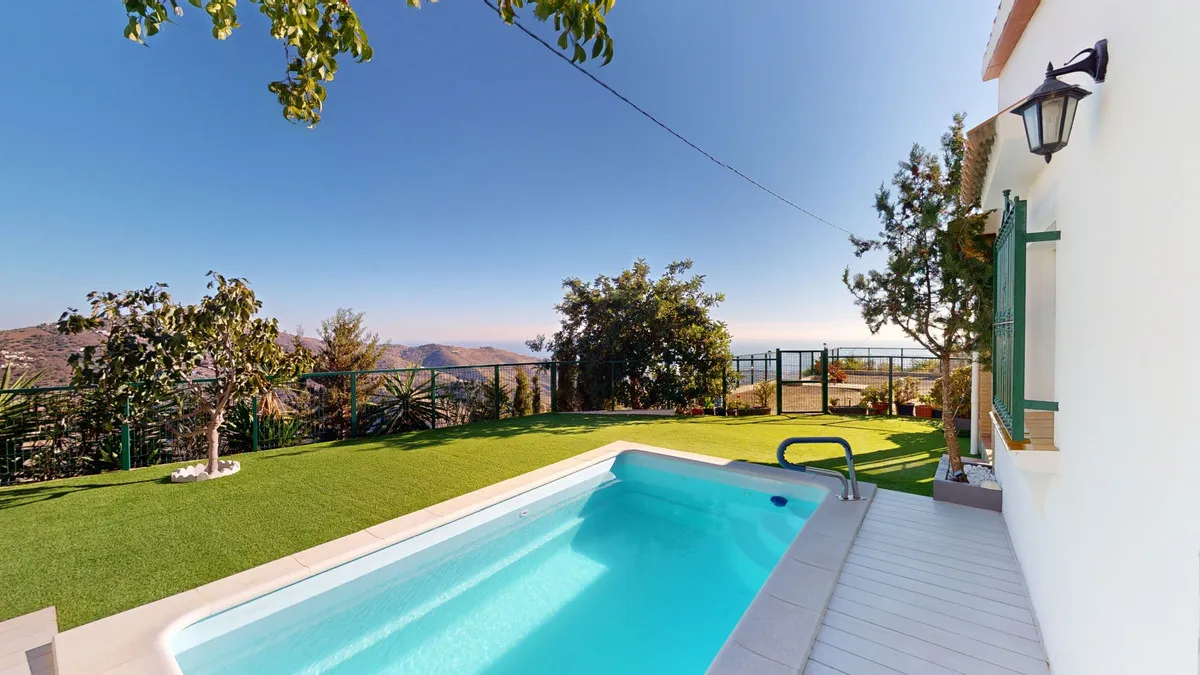 9710f093-d5a1-4233-81d2-a6dc356f5daf