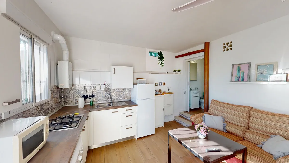 def1a49c-de2b-40fb-a742-ef80b1243d51