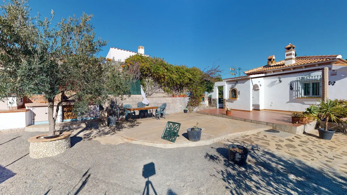 e623aebd-657f-481c-b1a4-8b398a1078e6