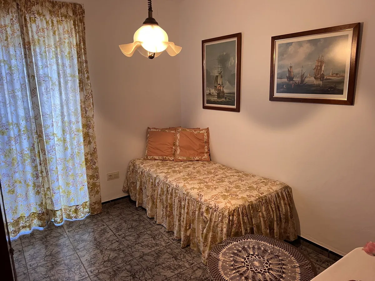 4a27657e-cc06-49af-b563-45eafd28f7aa