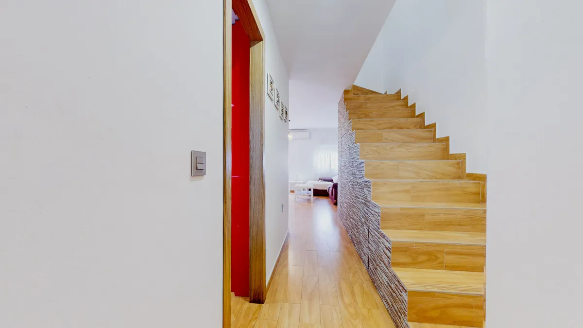 801843d7-c10a-462a-b030-4d06a846d061