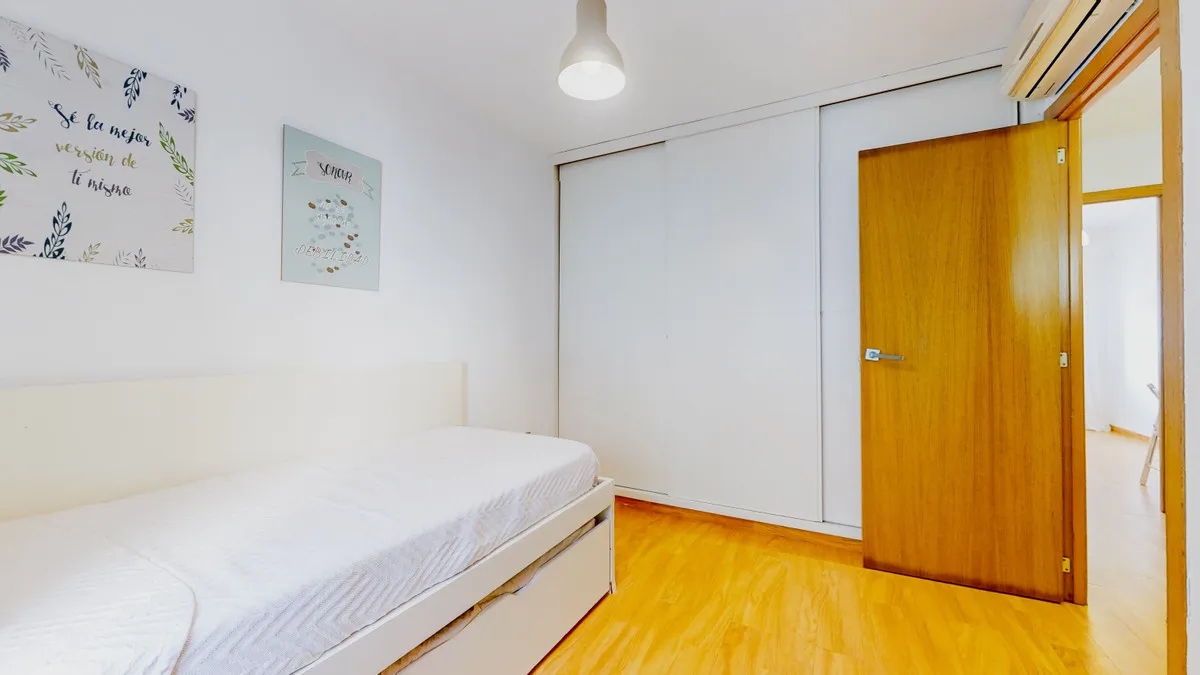 b5313d16-c5e4-48fa-8d6e-8d24db12ed70