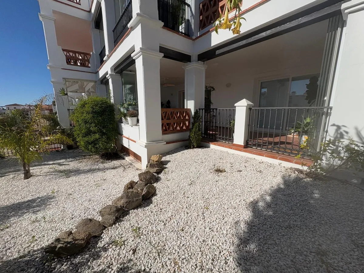 92c4d209-d43e-41b5-b1b1-f9174e4bbd0f