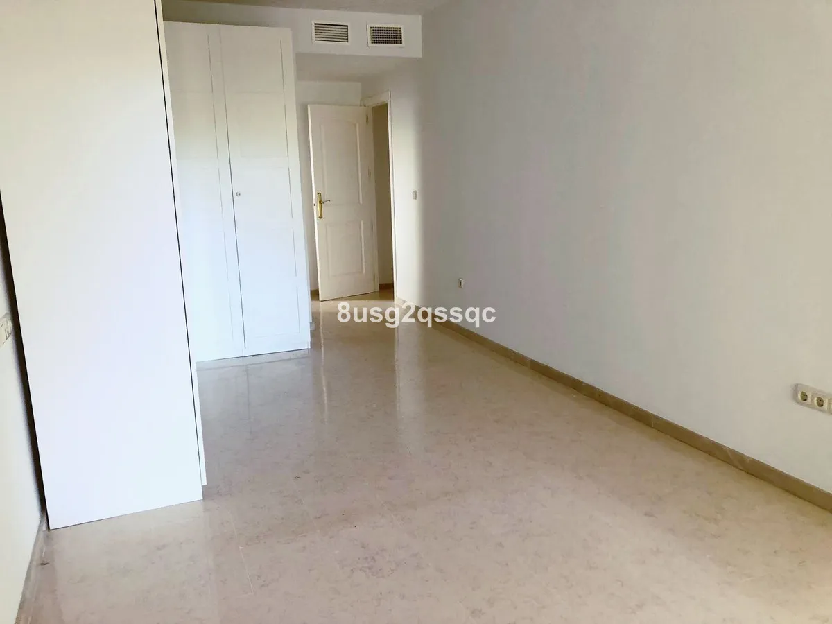 5694c535-a3d4-48c1-83c9-7f87e2687a1d