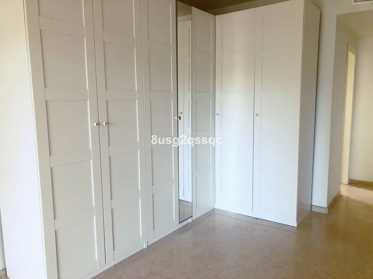 af76033c-098d-453f-b30c-1ee9dcb435af