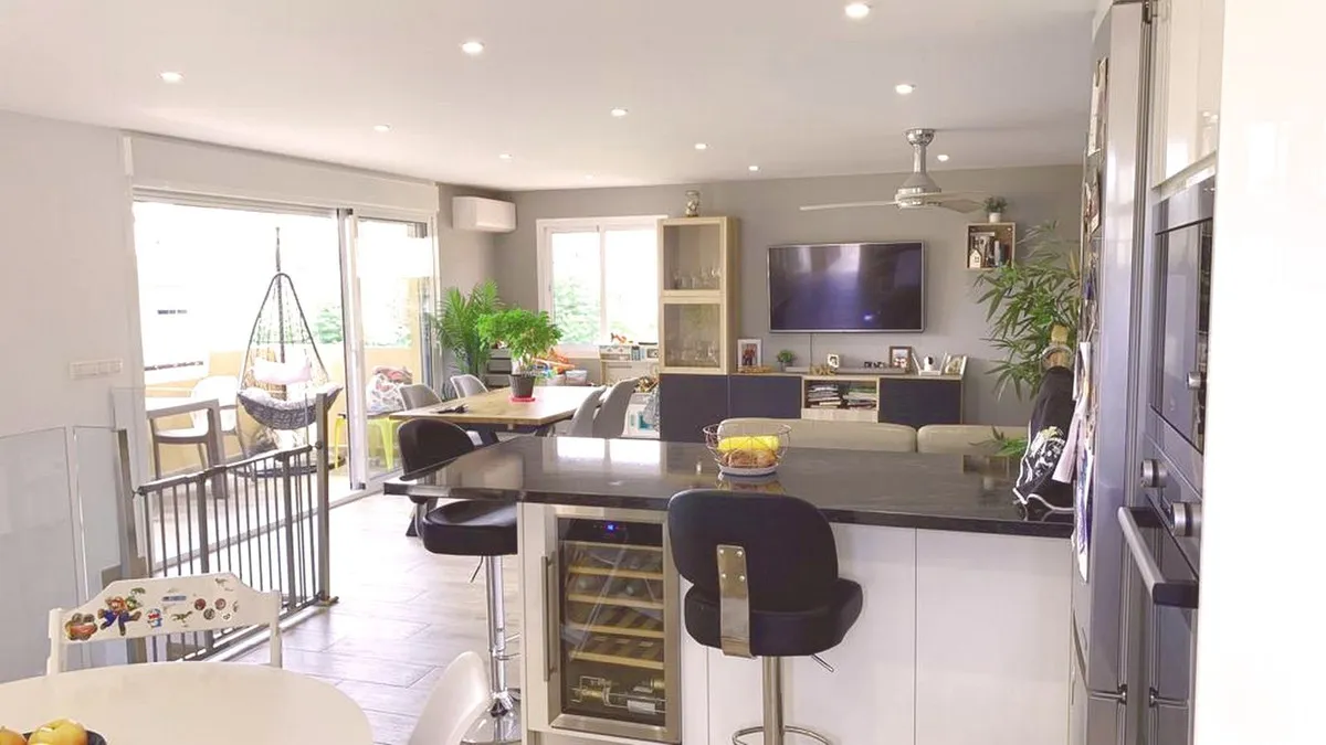 2584b77e-c3e0-47b4-9125-82853aa0c54e