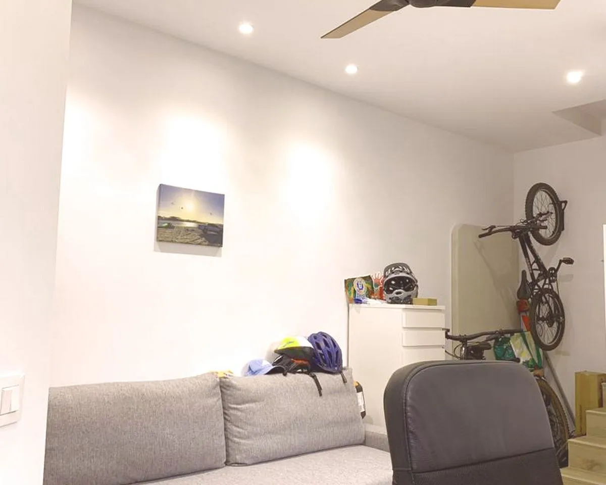 6cf7090b-bf00-4151-aeca-2c7f2fb3138b