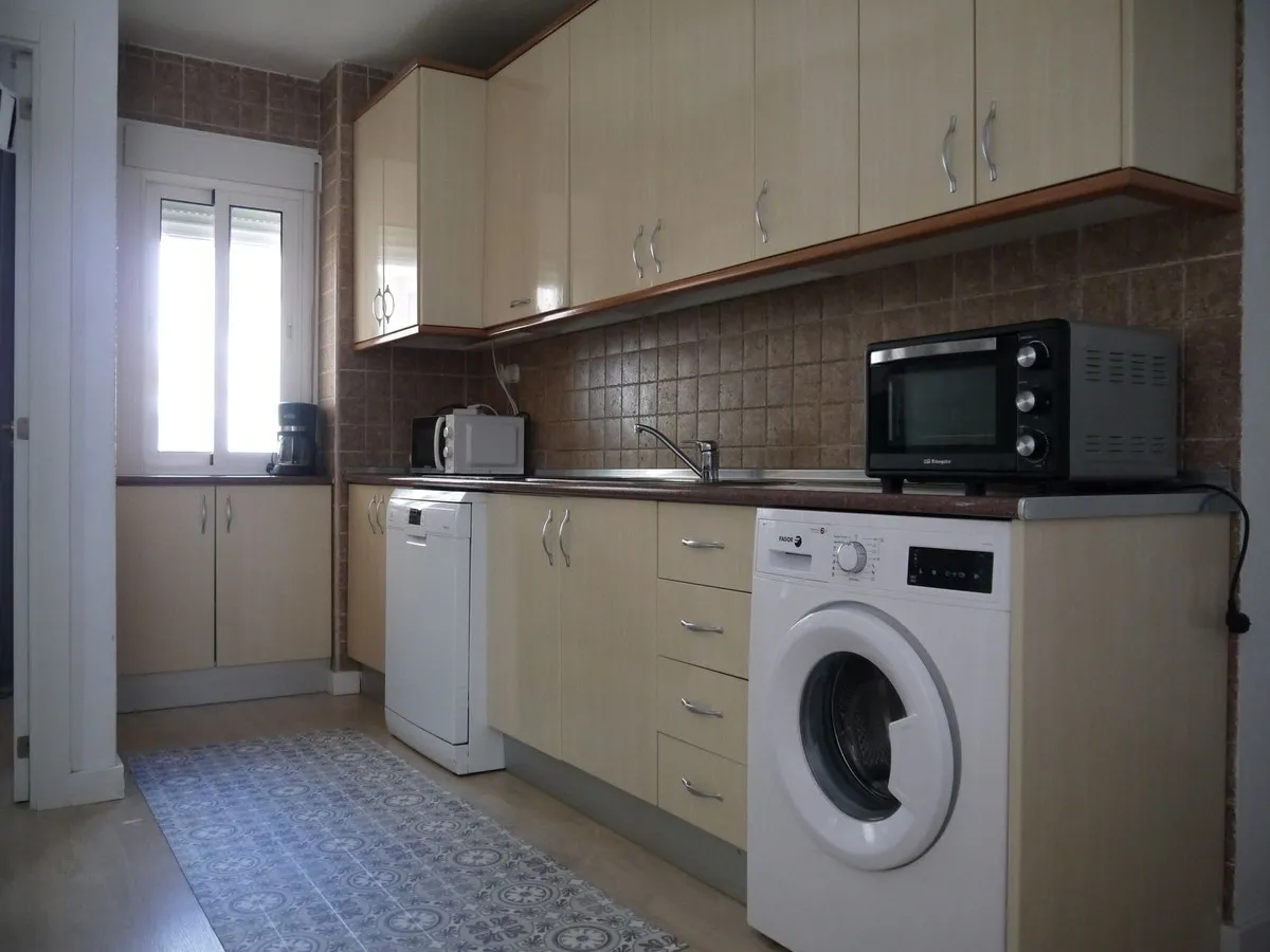 d8b9bf1d-85c1-4140-836f-c10b52ece3d5