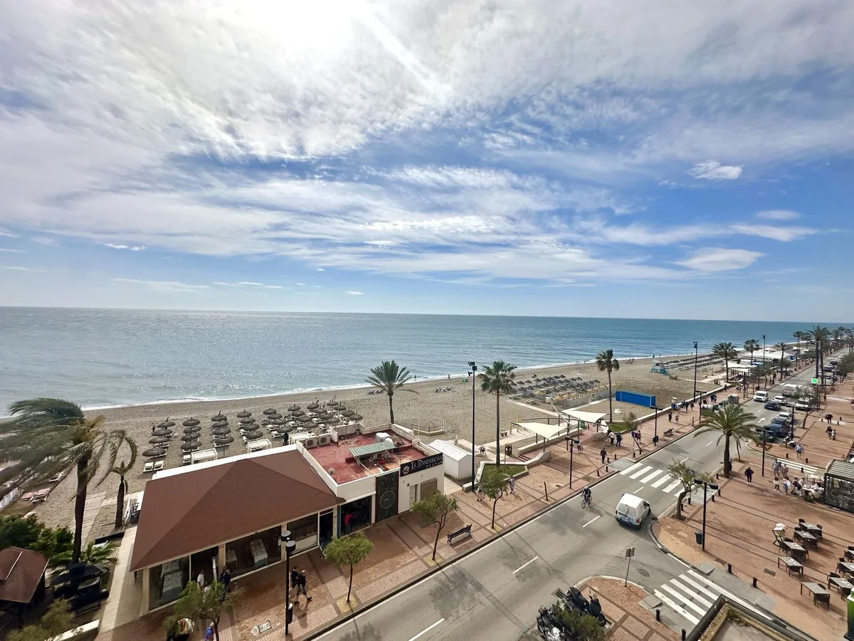 d9fdf373-a099-4a20-90e1-428a14ff41b1