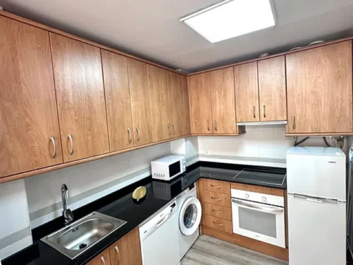 5c56544f-2f00-4580-b31c-9f8db153fda0