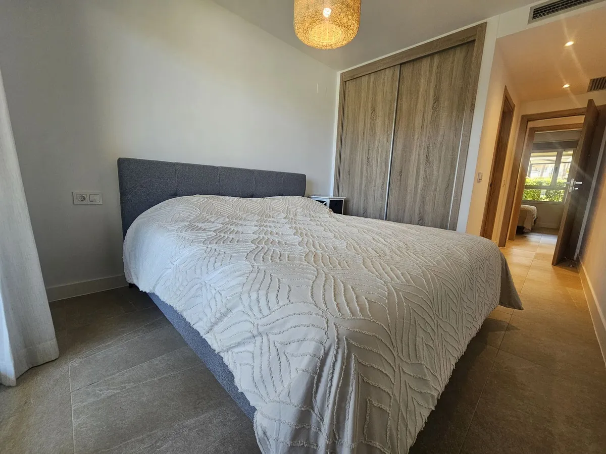 c782b5fb-20e1-44f6-884e-7cefe4a3886c