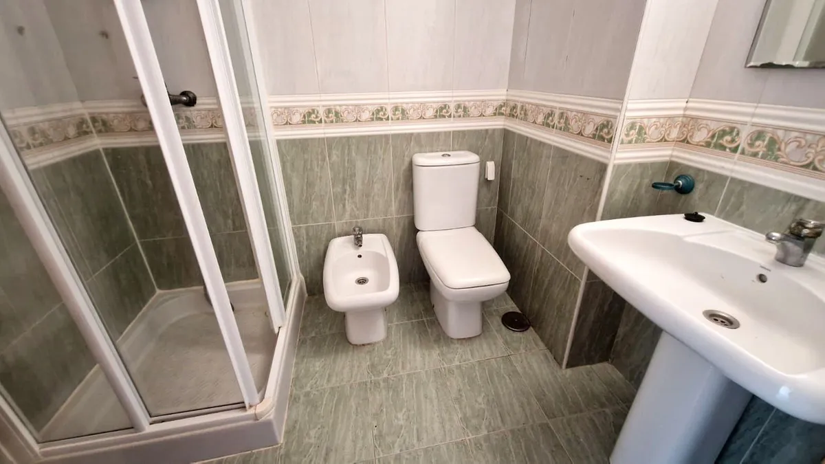 5a6fae1b-d543-4b86-95a2-f5c47b3da74e