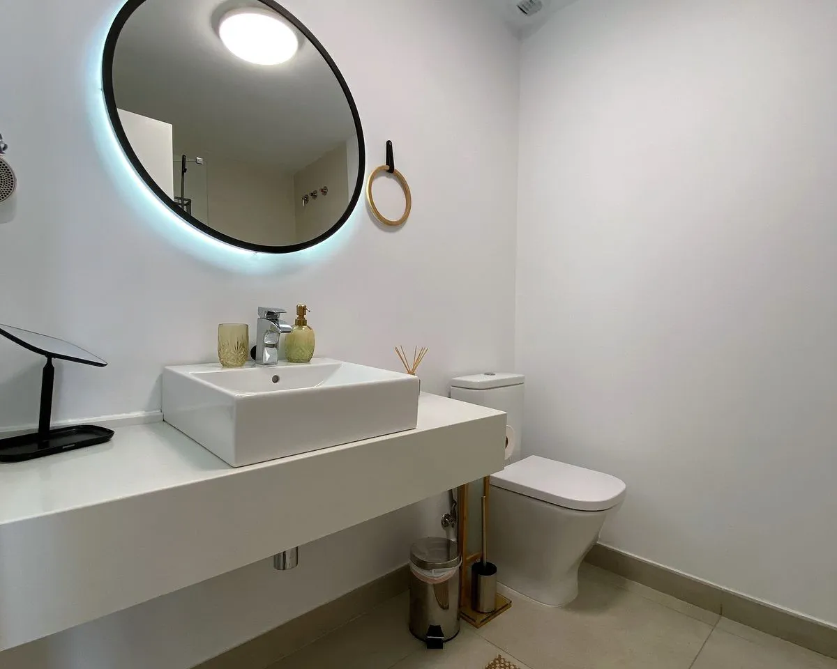 c36a01a2-0ab0-4ec8-9113-e28d1230078a