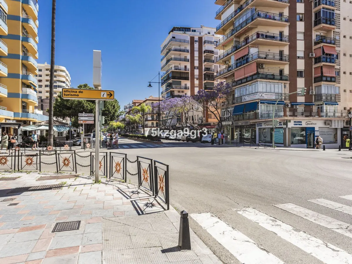 4c7742a1-a7e6-4b0c-9aa6-7e39d4687b1e