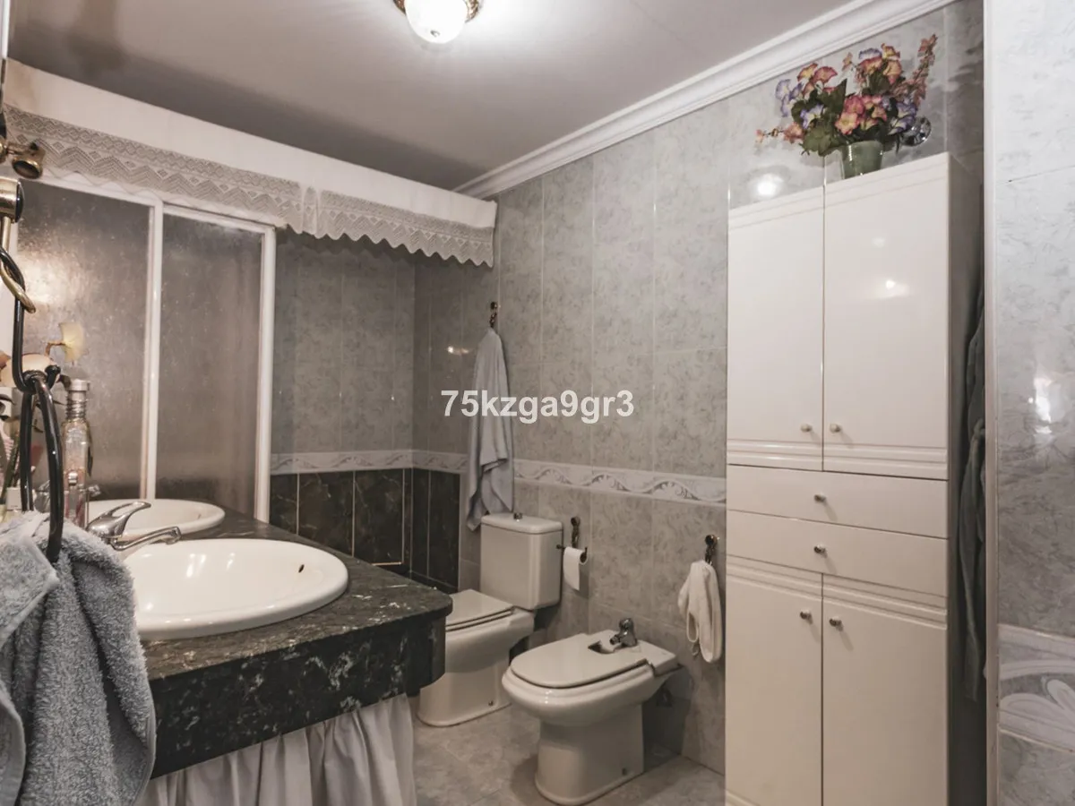 a7e1630f-a23b-454d-a6aa-fa05e692037c