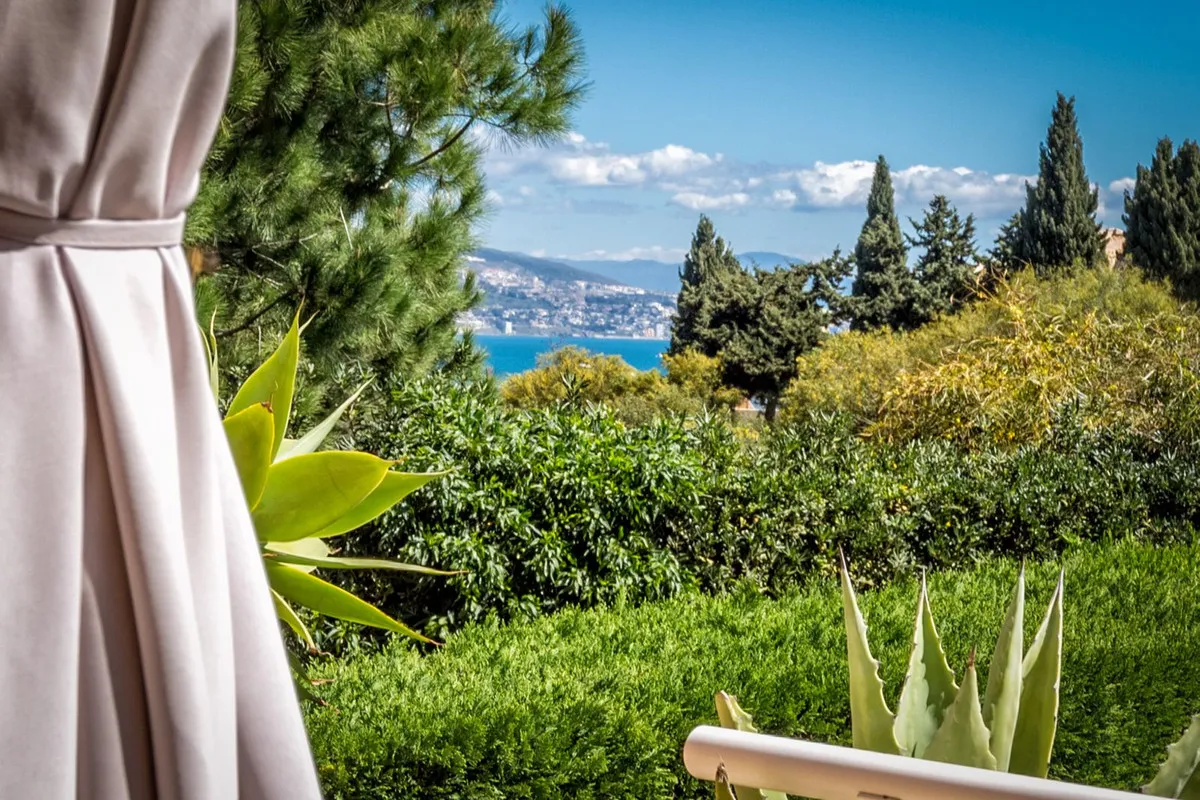 08dadc11-aa2b-45f1-ad3b-cc5d69b8870f