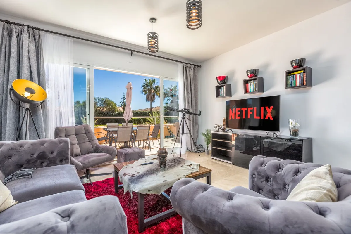 1eb85b81-e62b-4646-b164-c4c9af774fd2