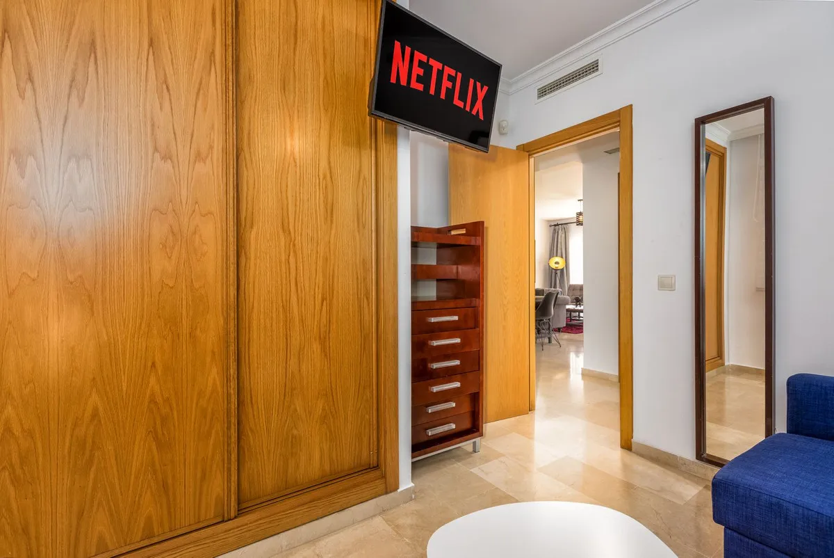 c7f77a49-4684-4d8f-bc4e-db459b7ee874