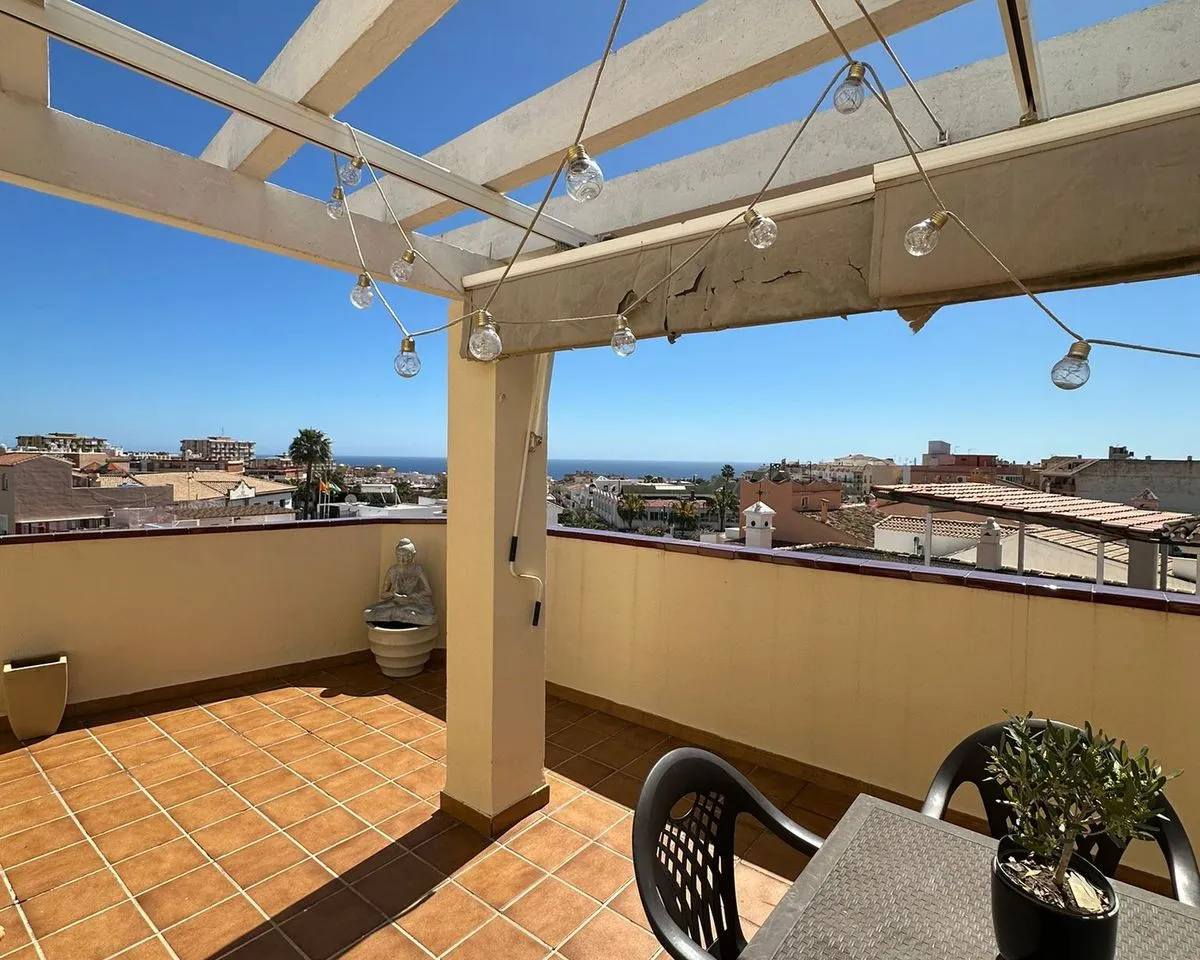 8f798ae4-0cf1-4516-a6b5-cd473b5318a5