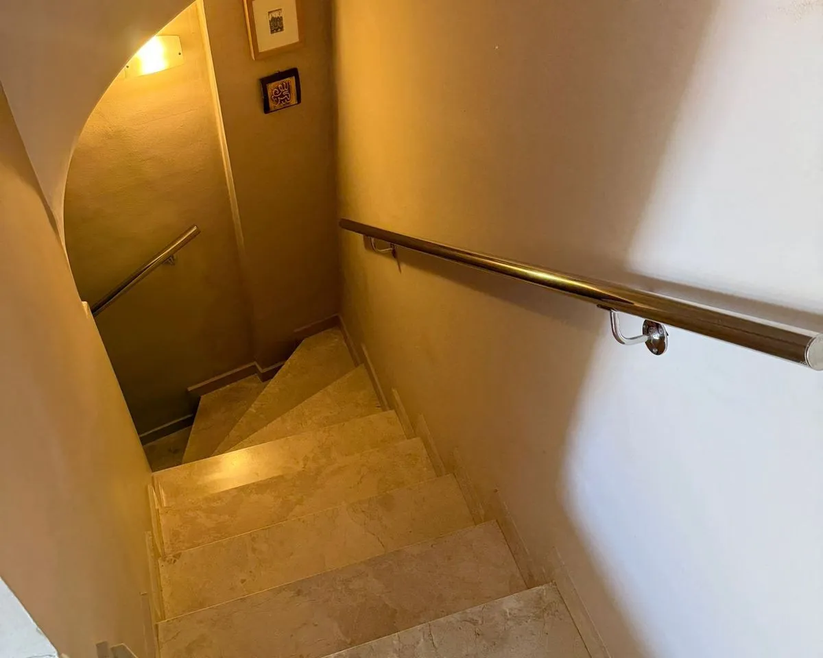 b9b1feea-aee6-45fd-9a16-53c0c9558a1d