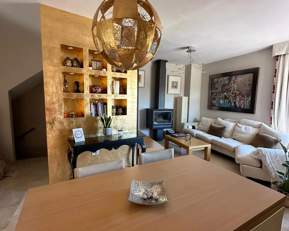 d0ec87ad-ae39-4dc9-86b0-10c17a1826a3