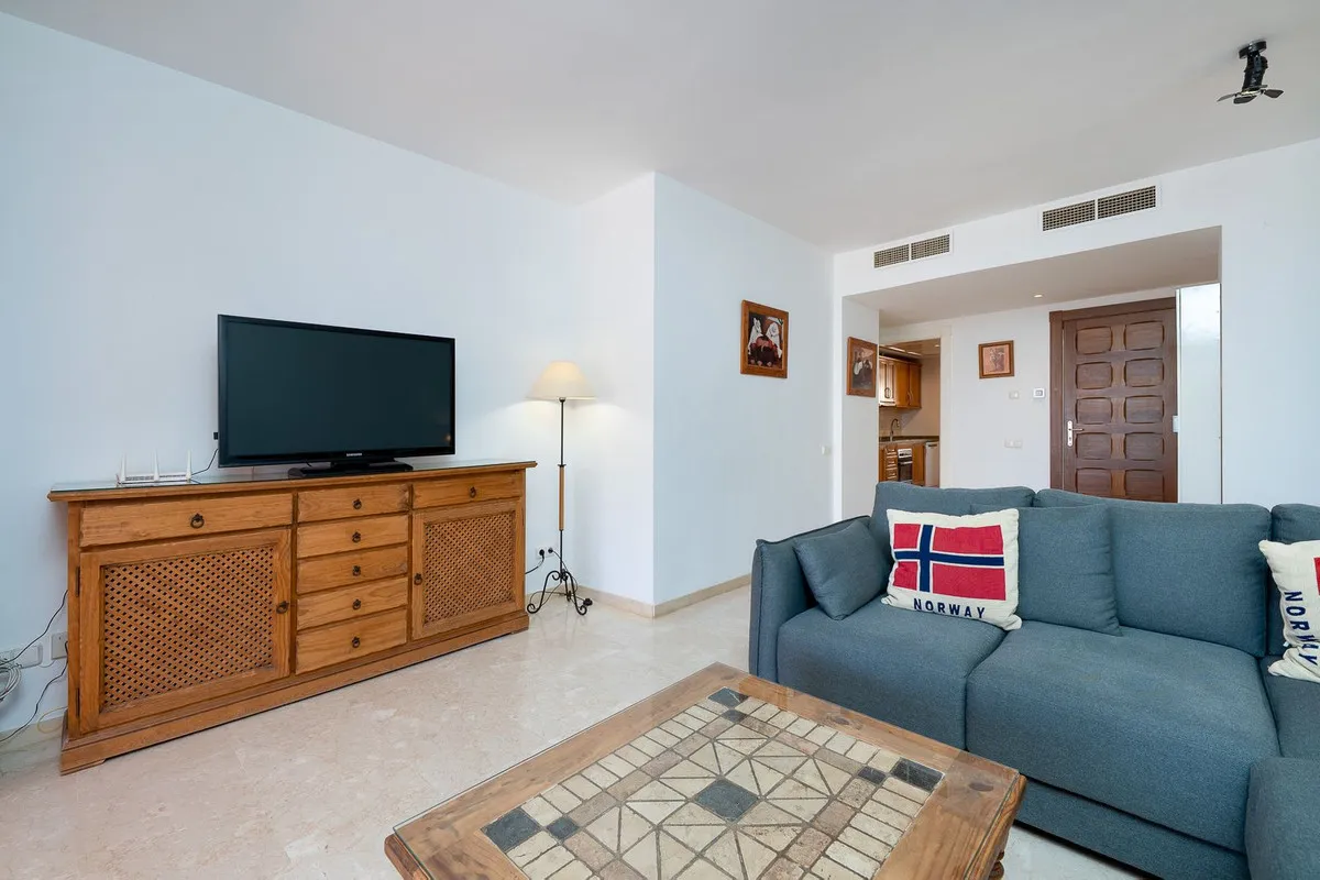 07dfa7fd-a1c3-43d0-9a0d-ecade4260feb