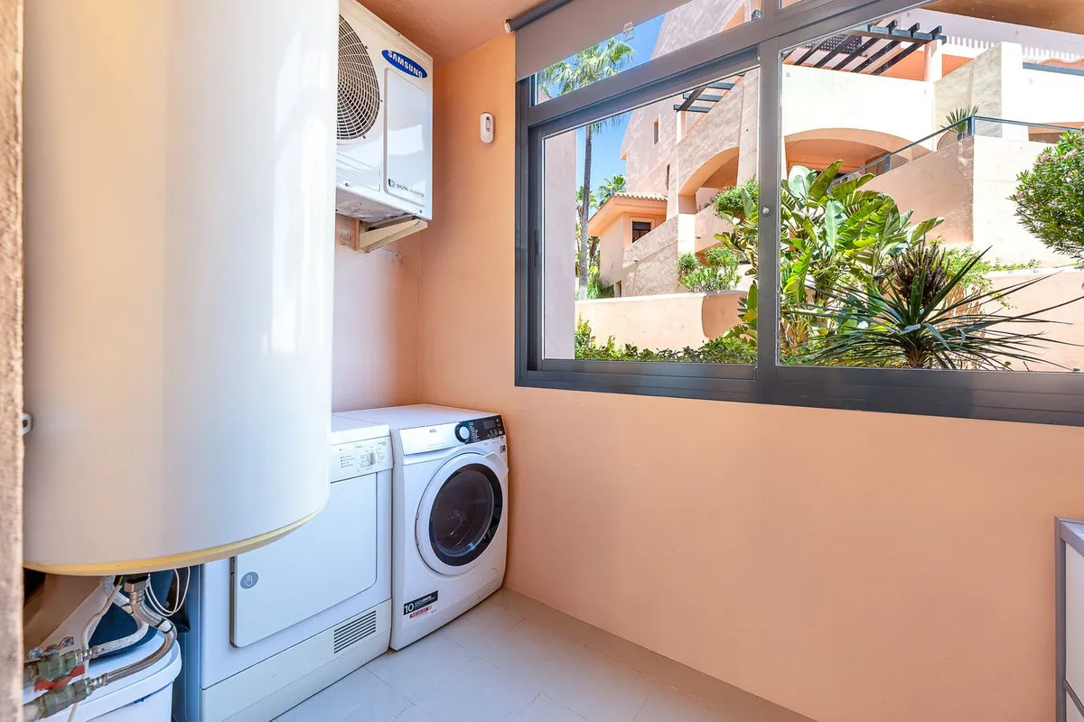 8709b1d3-325b-4376-8703-212905a5dd97