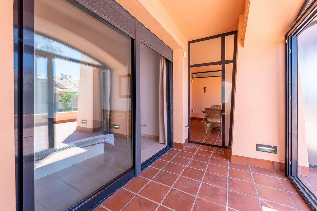 e27592c5-976d-4e7b-ba46-1cad108d846e