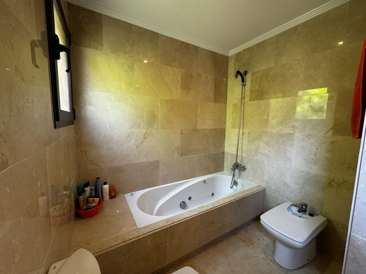 18aa63a1-cb2d-4a08-9576-68fdb12899f7