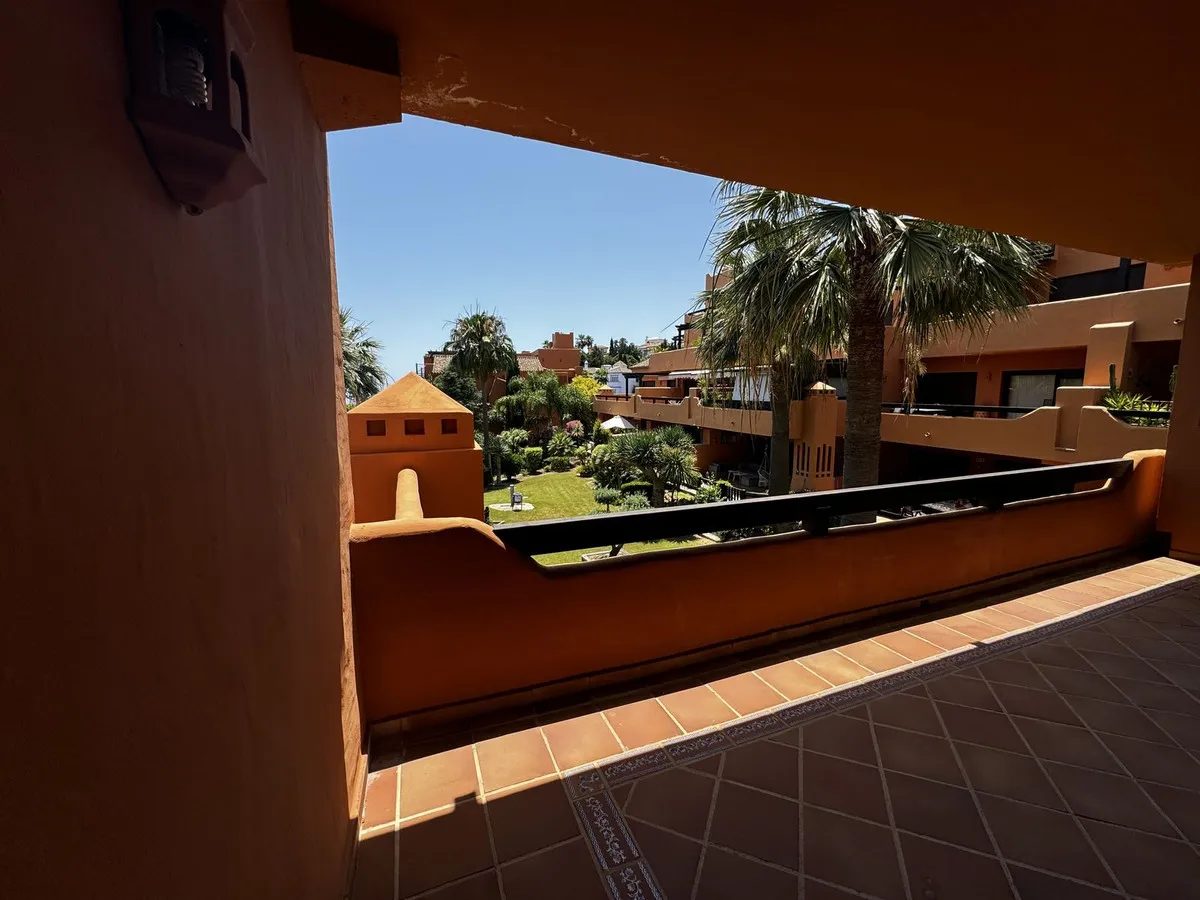 e60ad5fd-ff75-4770-90bf-ba04d2849fb6