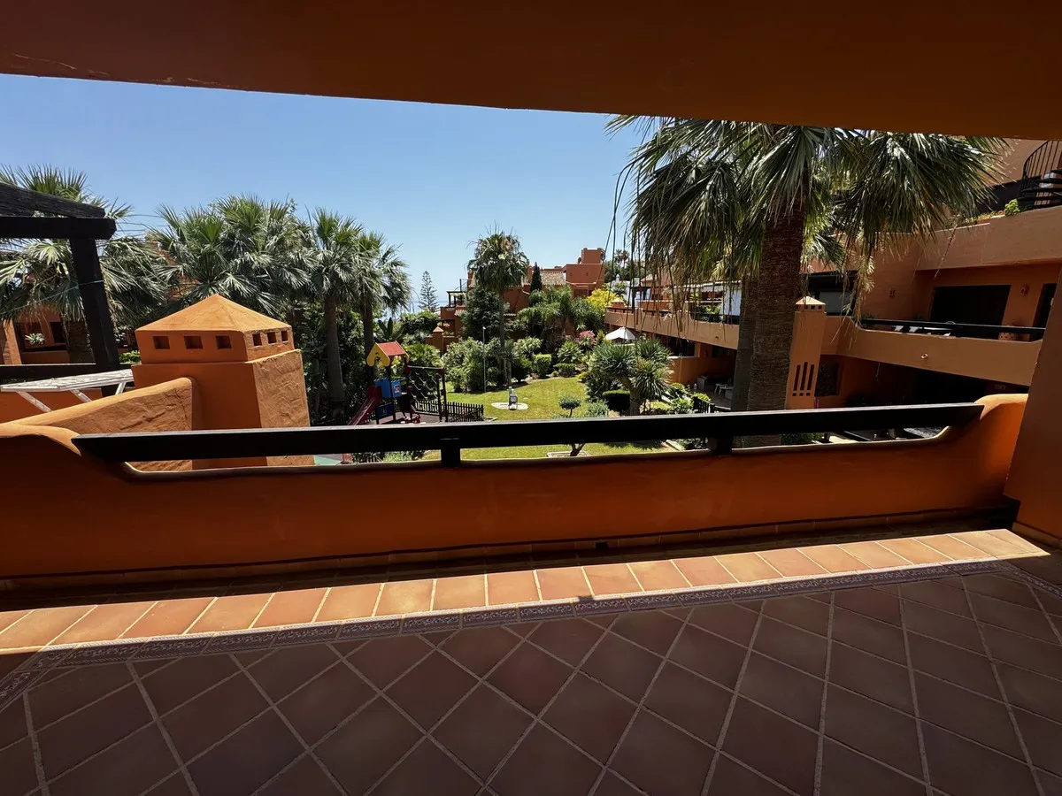 fc110b95-48f1-4349-a53a-94a7ed0fe384