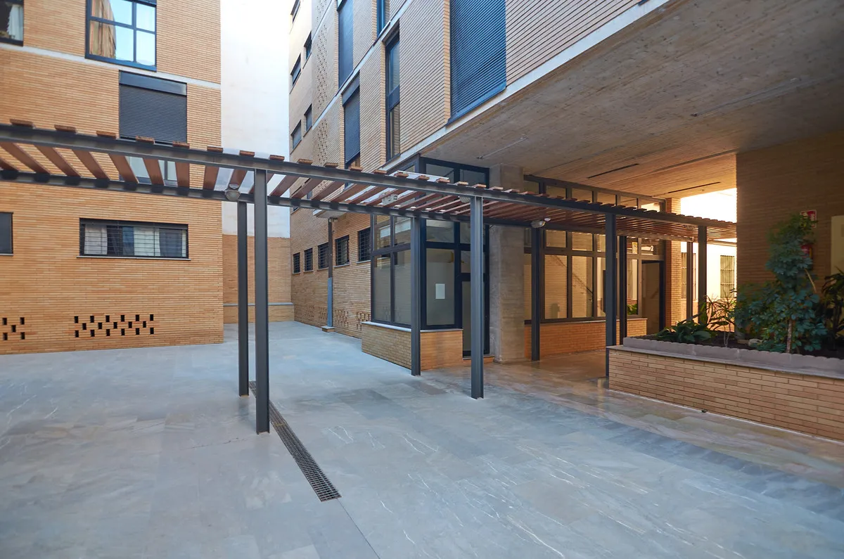 7b926ac2-0b23-486b-b459-7b2e12752931