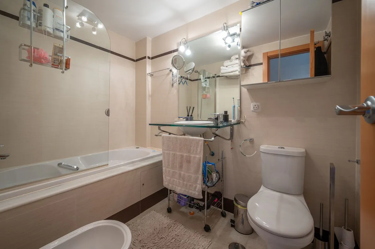 f96e66e1-2879-4ca3-83f7-7e55eb23dfee