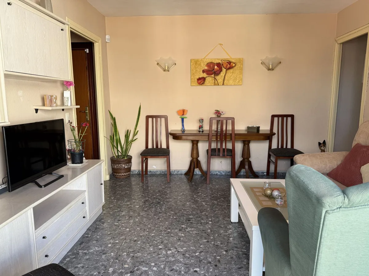 945088b9-8364-42a9-bfff-4982a153f770