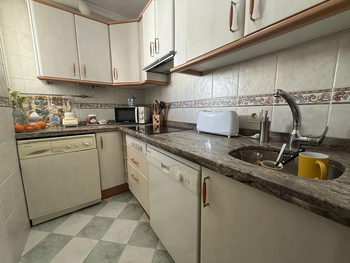 ca835ef0-5f68-447a-ada4-fe0b1248266a