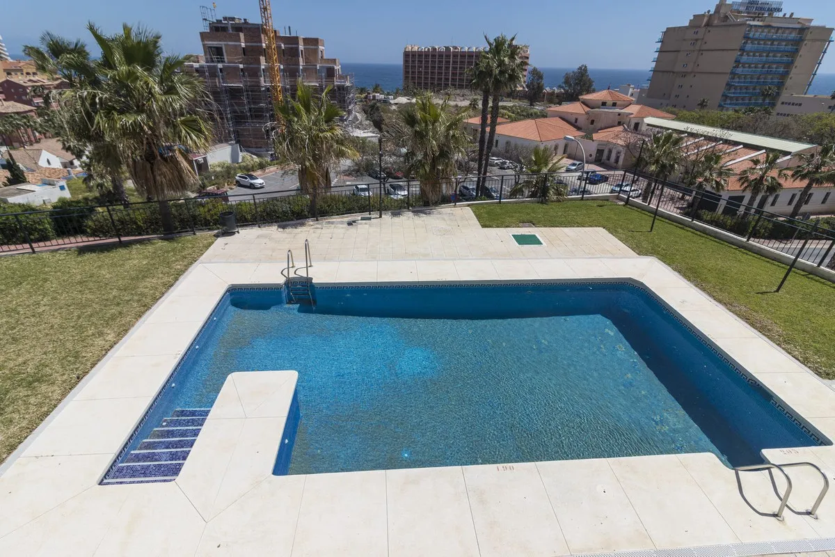 45808367-c50b-4d9b-a5bc-085d843c8cef