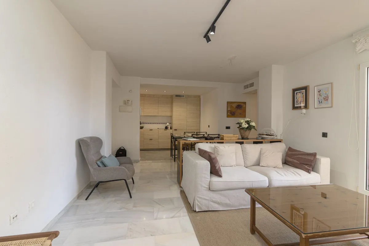 baa7c13c-c4eb-405d-b5d2-5b1d8a34a88b