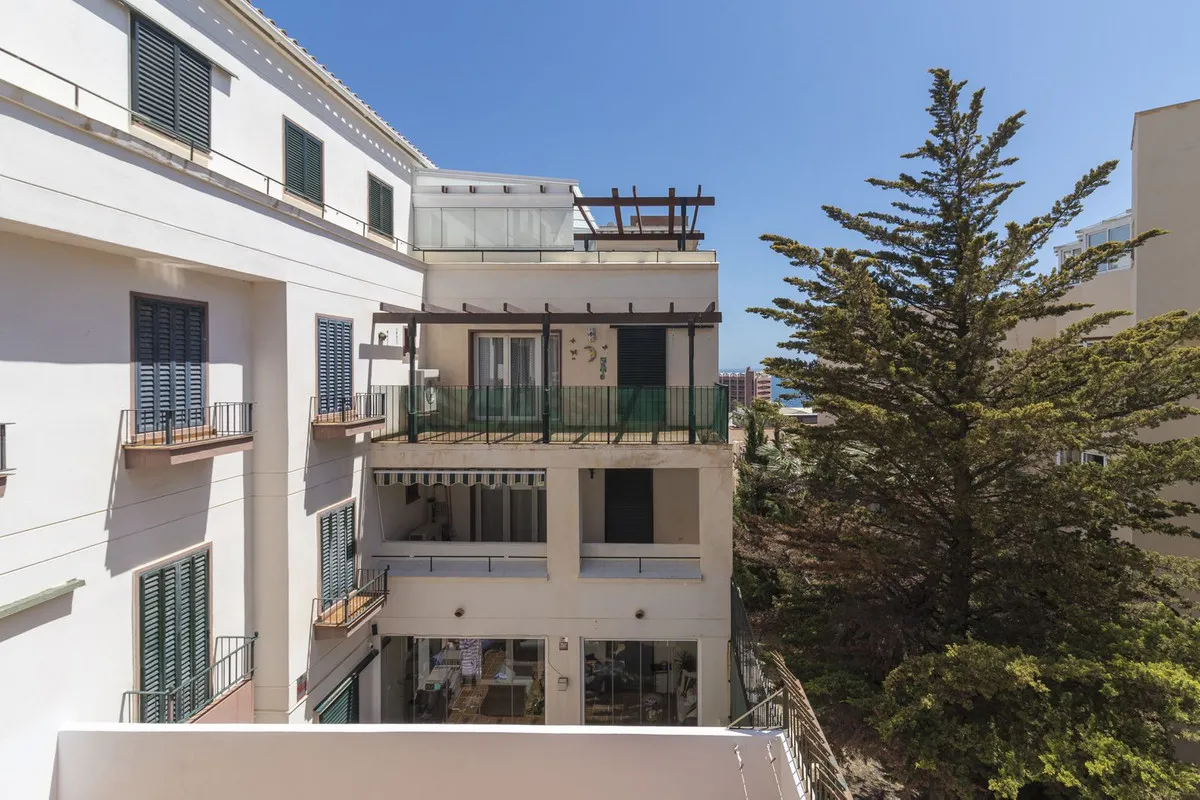 bacca563-abad-4632-a69b-5b2049871a77