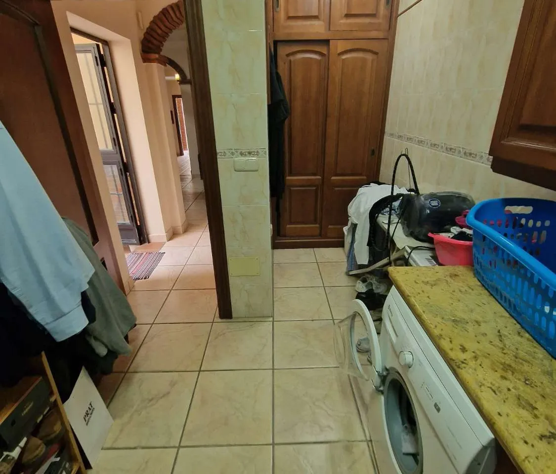 db1cd4e1-430f-4c51-92f6-6bcc15dc4e3c