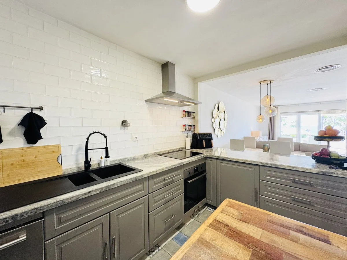 4c47942e-535e-4bbb-b553-045b7ddea706