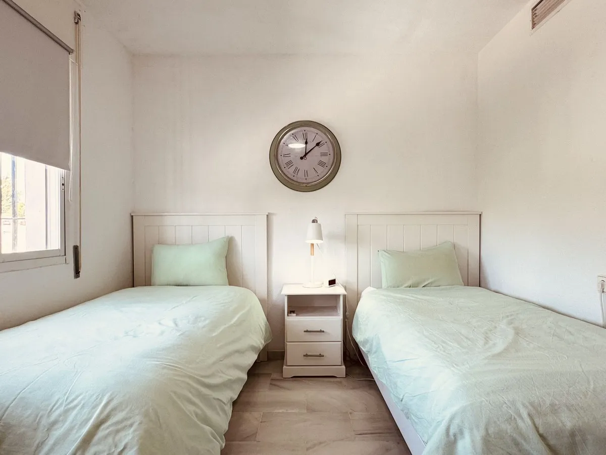 6cb63520-fcb1-4f1a-bee8-b078065e5a62