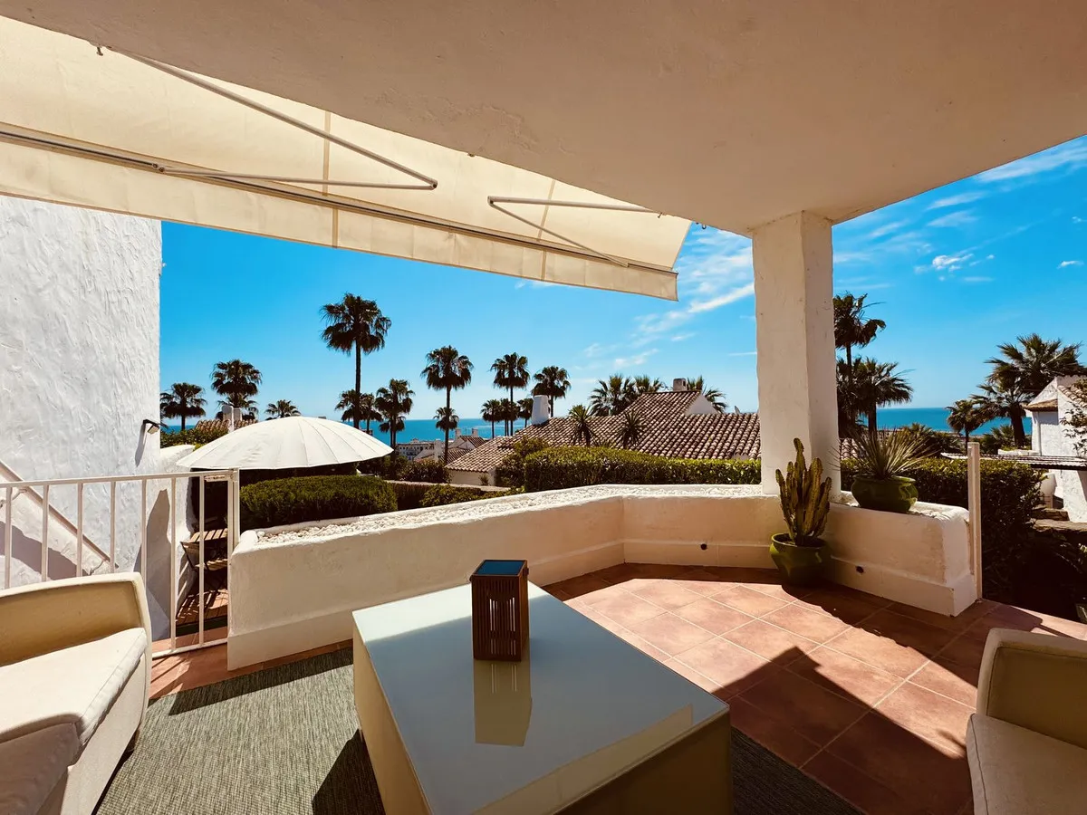 83e7393b-27e8-4299-8ba3-4ea0cbb11997