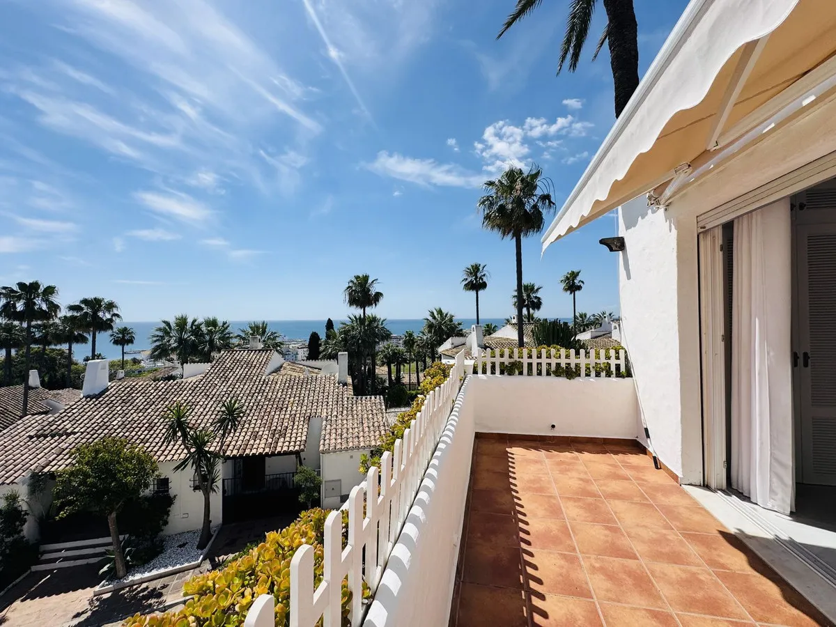 f7ff7db1-9e18-409f-868d-6d045d4ff9e8