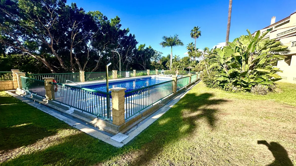 9e10c47c-4e5d-4bda-aa04-53a1a62faea9