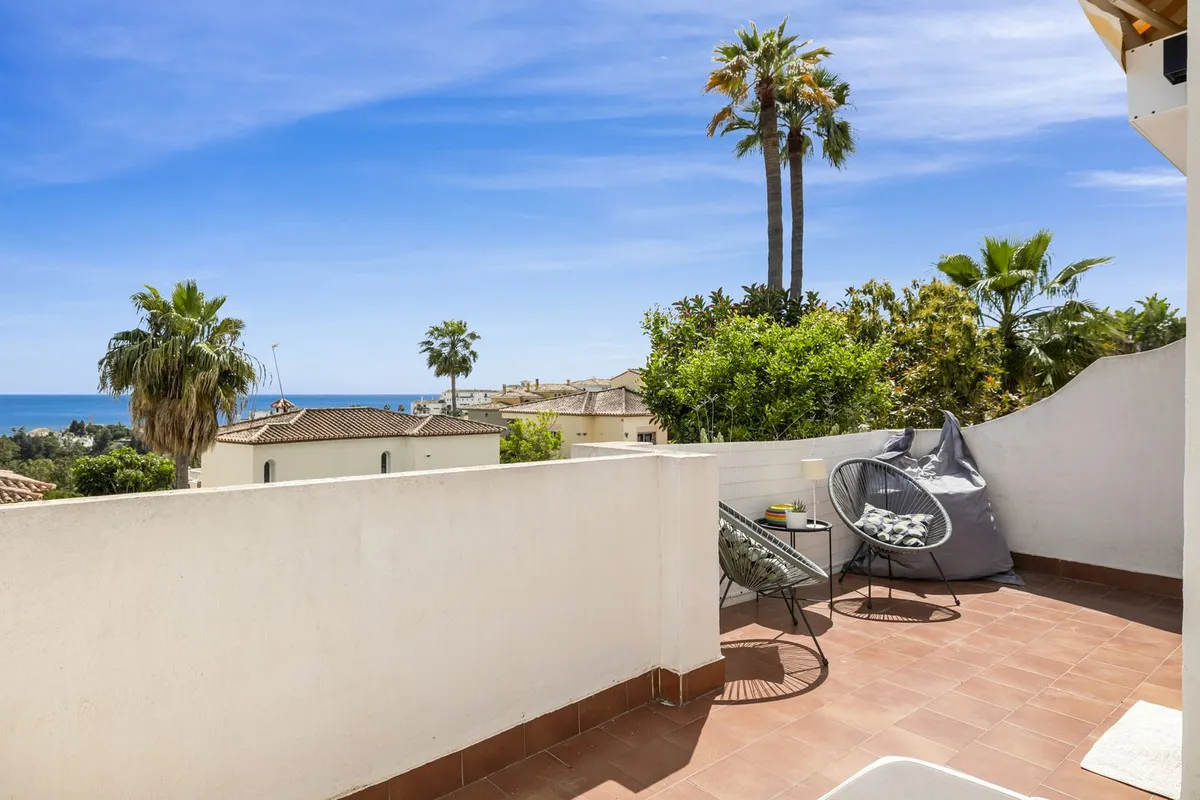 0797bd41-481a-4133-99ab-0aebb8533828