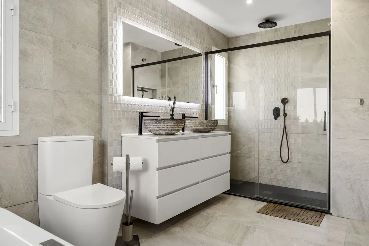 0a940219-edf3-41e0-8731-24ec610f3fef