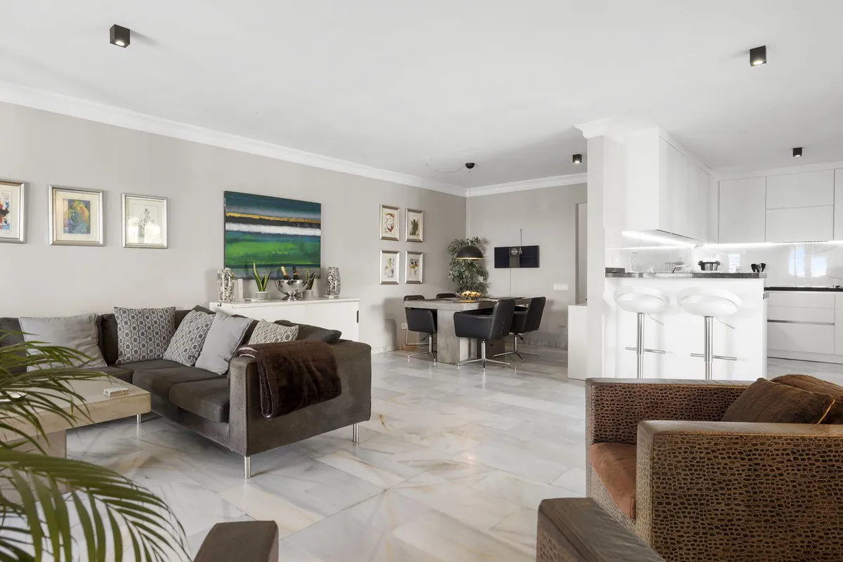 73423123-bf13-46db-ad5c-f4e83fcf56b2