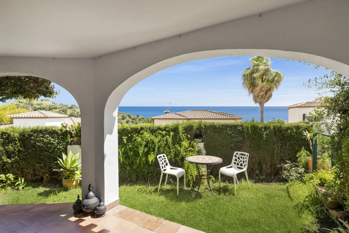 a6e24f50-3b97-4854-bf3e-ab285f760acb