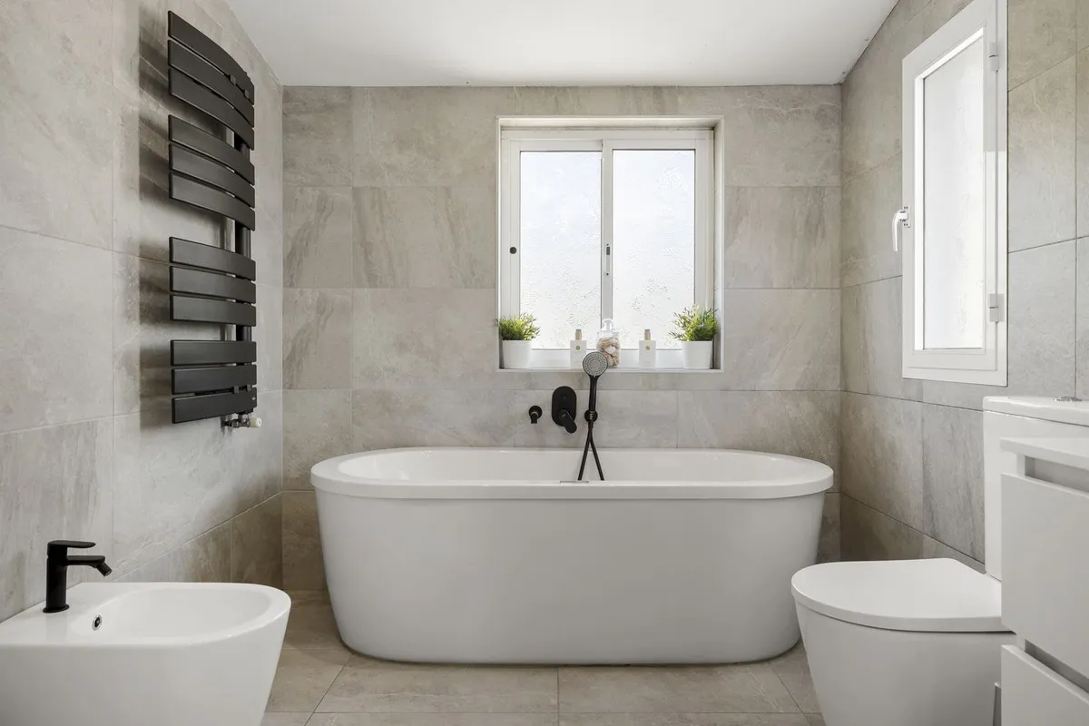 cdf83f0a-0da8-4a4c-8085-7d6b51b0e0f0